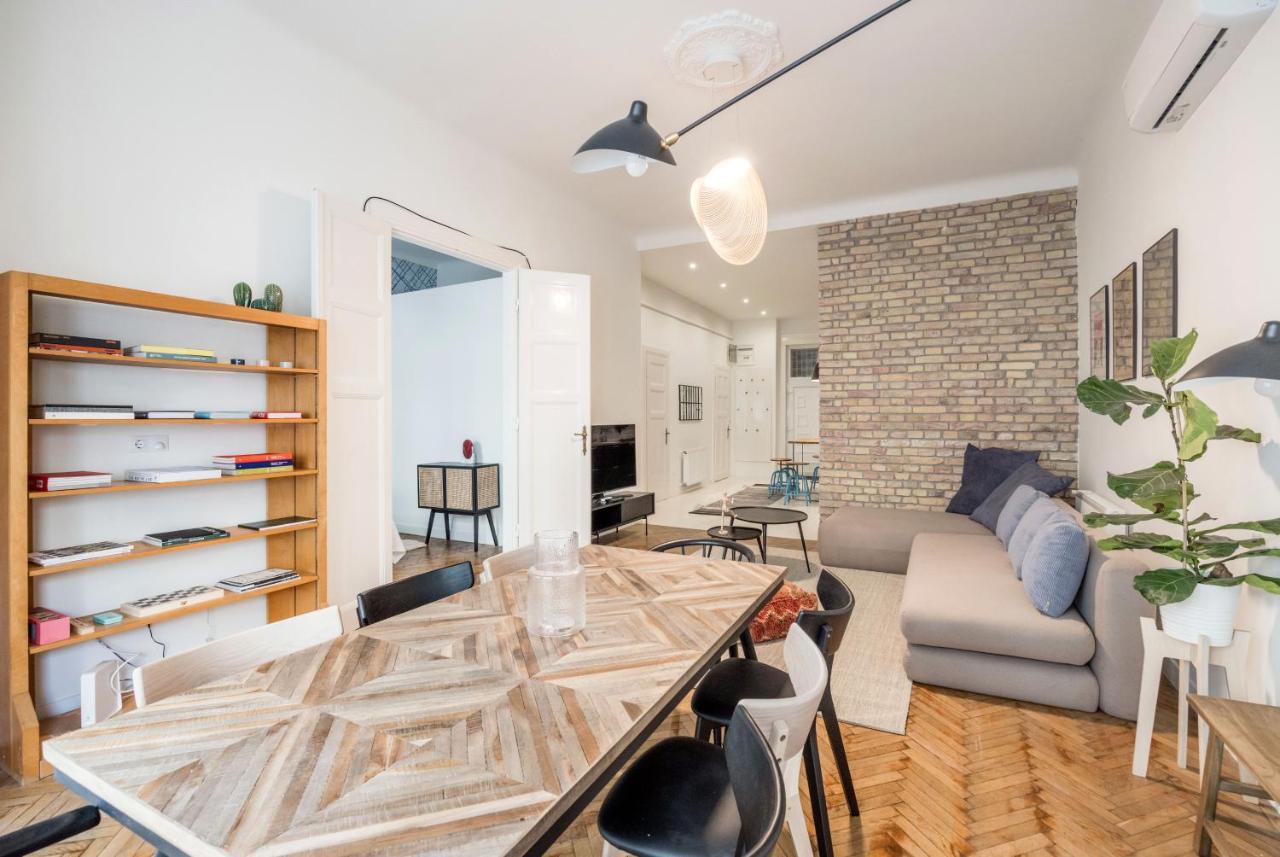 Sunshine Sprint Luxury Apartment Budapest Esterno foto