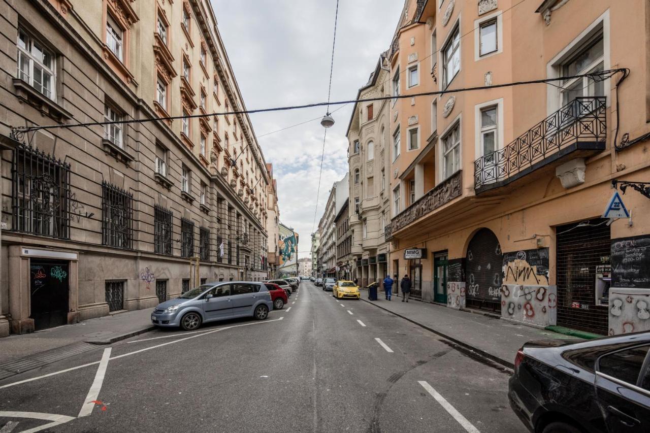 Sunshine Sprint Luxury Apartment Budapest Esterno foto