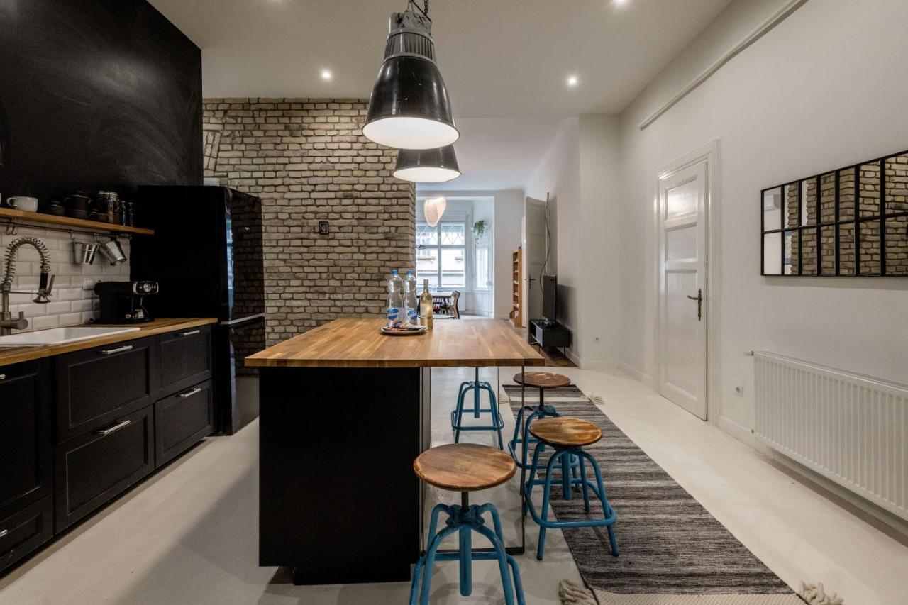 Sunshine Sprint Luxury Apartment Budapest Esterno foto