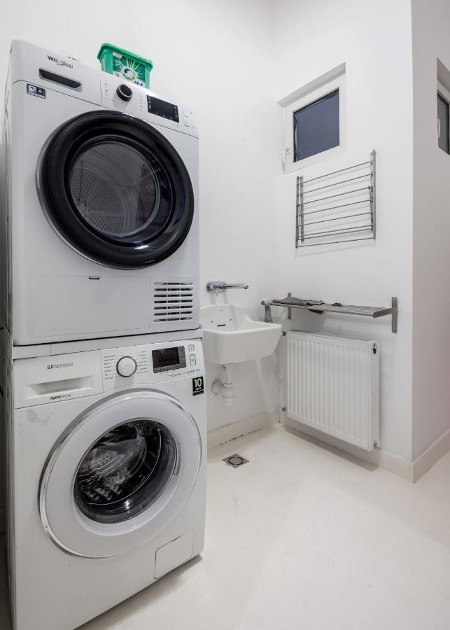 Sunshine Sprint Luxury Apartment Budapest Esterno foto
