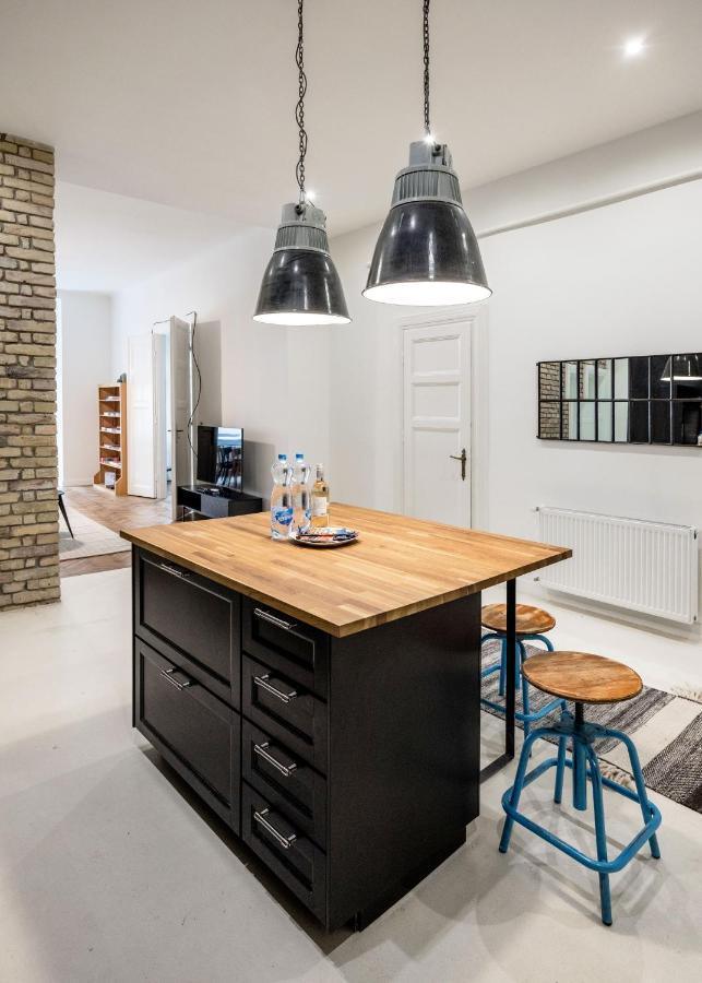 Sunshine Sprint Luxury Apartment Budapest Esterno foto