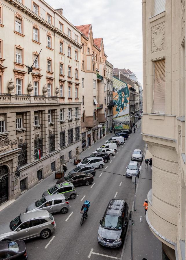 Sunshine Sprint Luxury Apartment Budapest Esterno foto